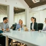 Seguro de cumplimiento matriz para grandes beneficios