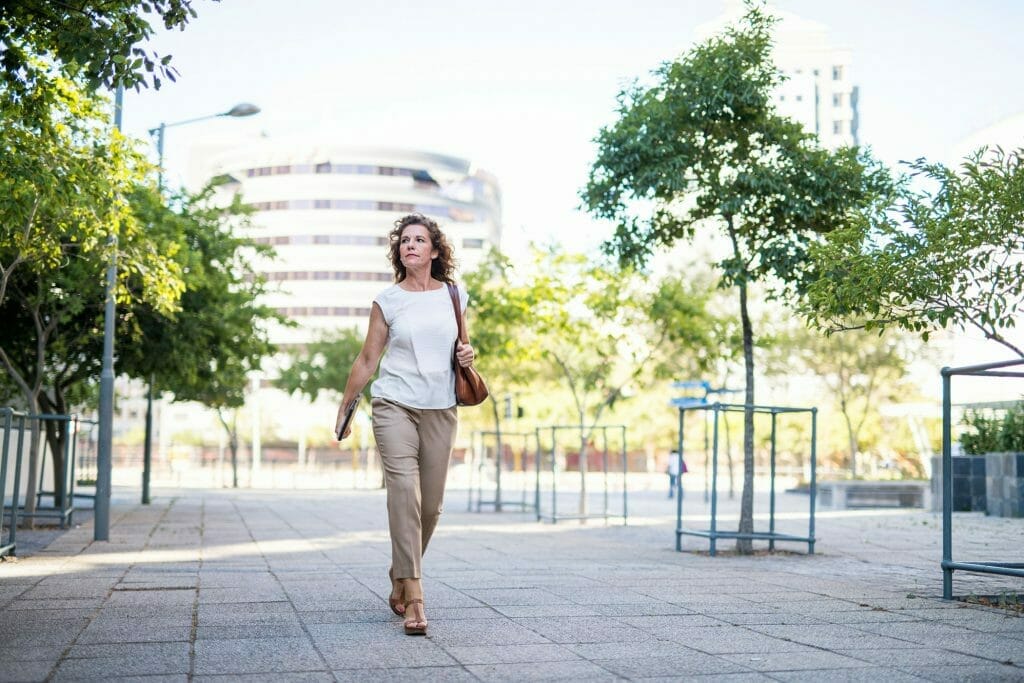 Seguro tranquilidad para mujeres de clientes Davivienda
